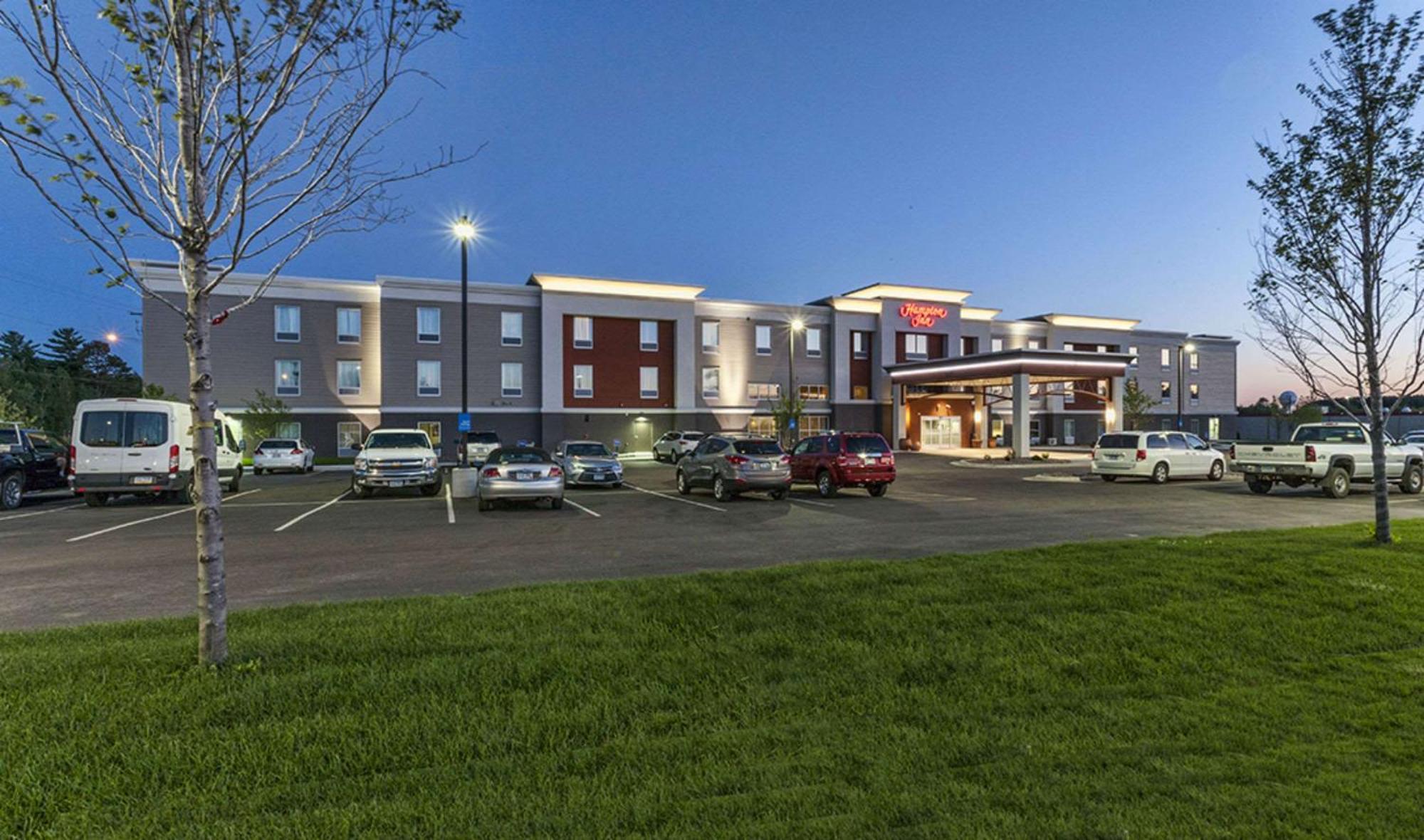 Hampton Inn Hibbing Exterior photo